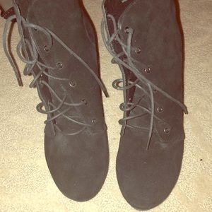 Urban Outfitters High Heeled Black Bootie